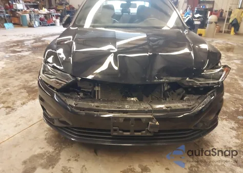 2019 Volkswagen Jetta 1.4T R-Line/1.4T S/1.4T Se z USA, uszkodzony, nr VIN 3VWC57BU9KM117855